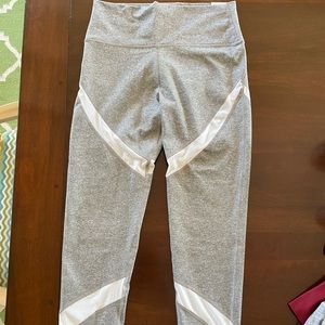 Aerie Move High Waisted 7/8 Legging